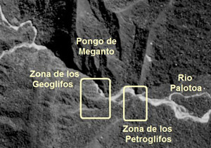 Localización de la zona de los geoglifos y de la zona de los petroglifos de Pusharo.  Existen sin duda todavía otras zonas cubiertas de figuras gigantes en la región del Manú. © F.A.P. – 1985
